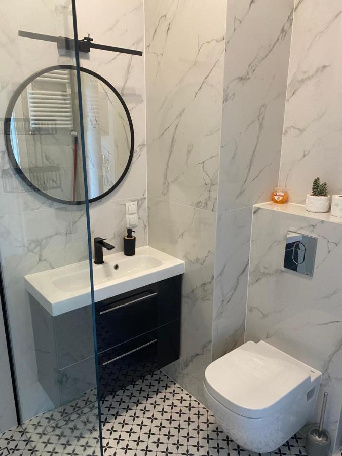 Apartament Nadmotlawie Estate Black กดัญสก์ ภายนอก รูปภาพ