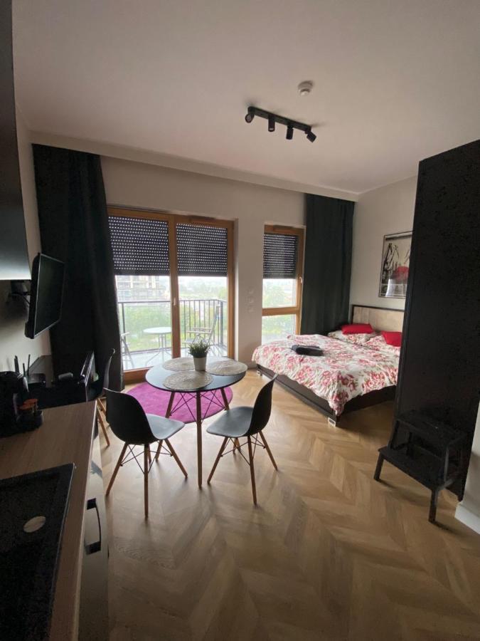 Apartament Nadmotlawie Estate Black กดัญสก์ ภายนอก รูปภาพ